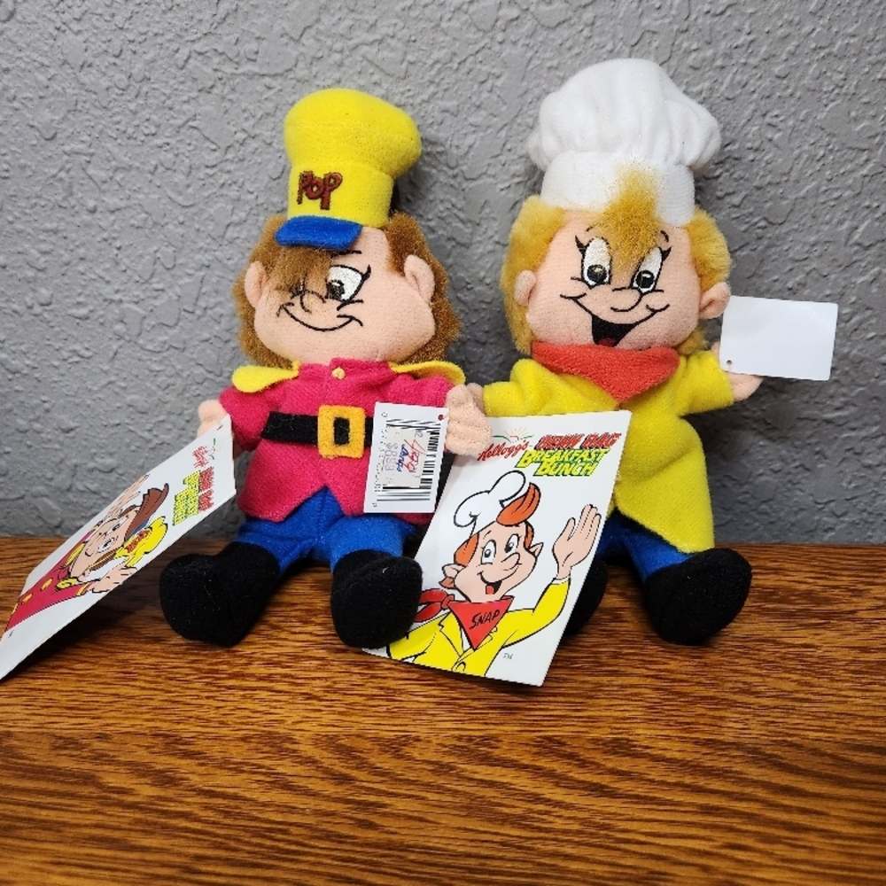 Breakfast Buddies Snap and Pop Plush Set